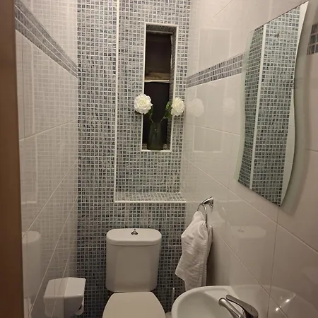 펜션 Spacious Bugibba Seafront Free Parking & Wifi 세인트폴스베이