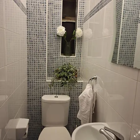 펜션 Spacious Bugibba Seafront Free Parking & Wifi 세인트폴스베이