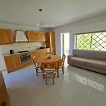 Spacious Bugibba Seafront Free Parking & Wifi