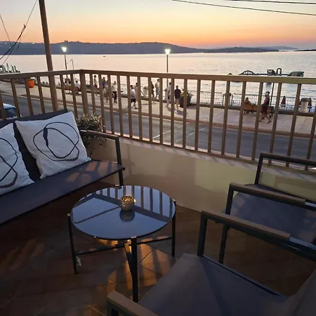 Spacious Bugibba Seafront 5br Free Parking & Wifi Prázdninový dům *
