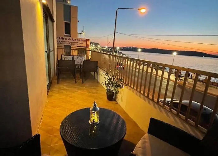 Spacious Bugibba Seafront Free Parking & Wifi *