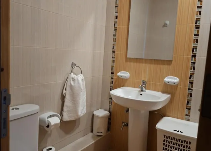 Spacious Bugibba Seafront Free Parking & Wifi * St. Paul's Bay