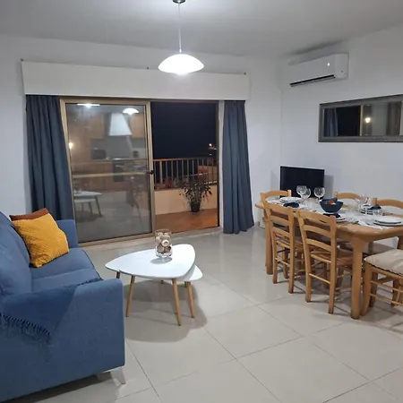 Spacious Bugibba Seafront Free Parking&wifi