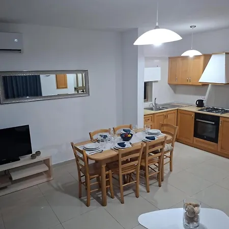 Spacious Bugibba Seafront Free Parking&wifi *